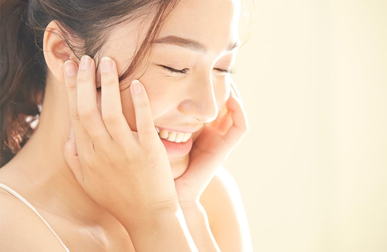 美肌ケアで人気のピーリングとは？主な種類から注意点までを総まとめ